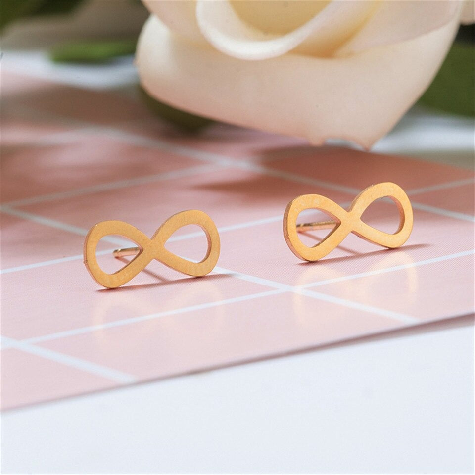 Uhani Infinity